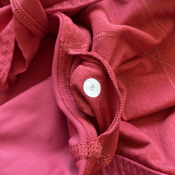 Lululemon Tank Size 8 - Picture 6 of 6
